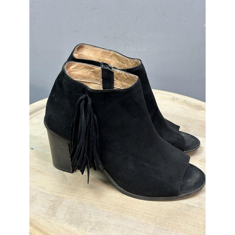 Cato Shoes Womens Size 8 Peep Toe Booties Block Heel‎ Fringe Suede Ankle Zip